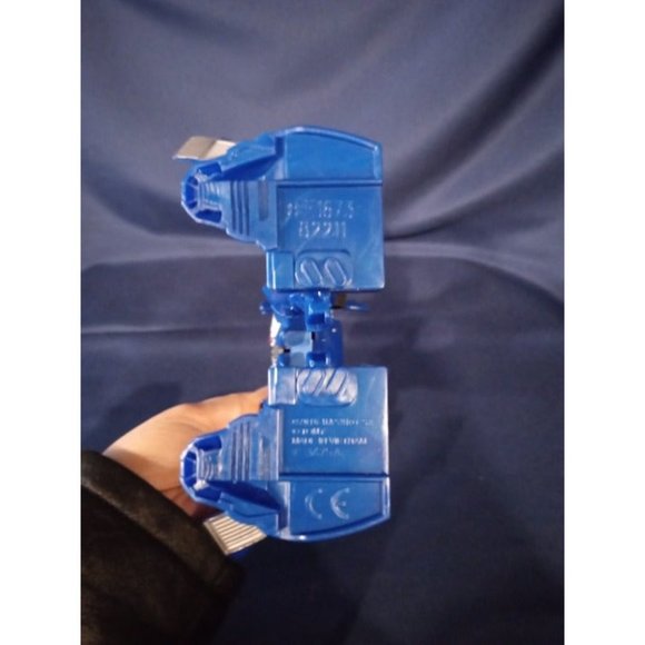 2016 Transformers Titan Changers Optimus Prime Autobot Figure - Picture 6 of 6